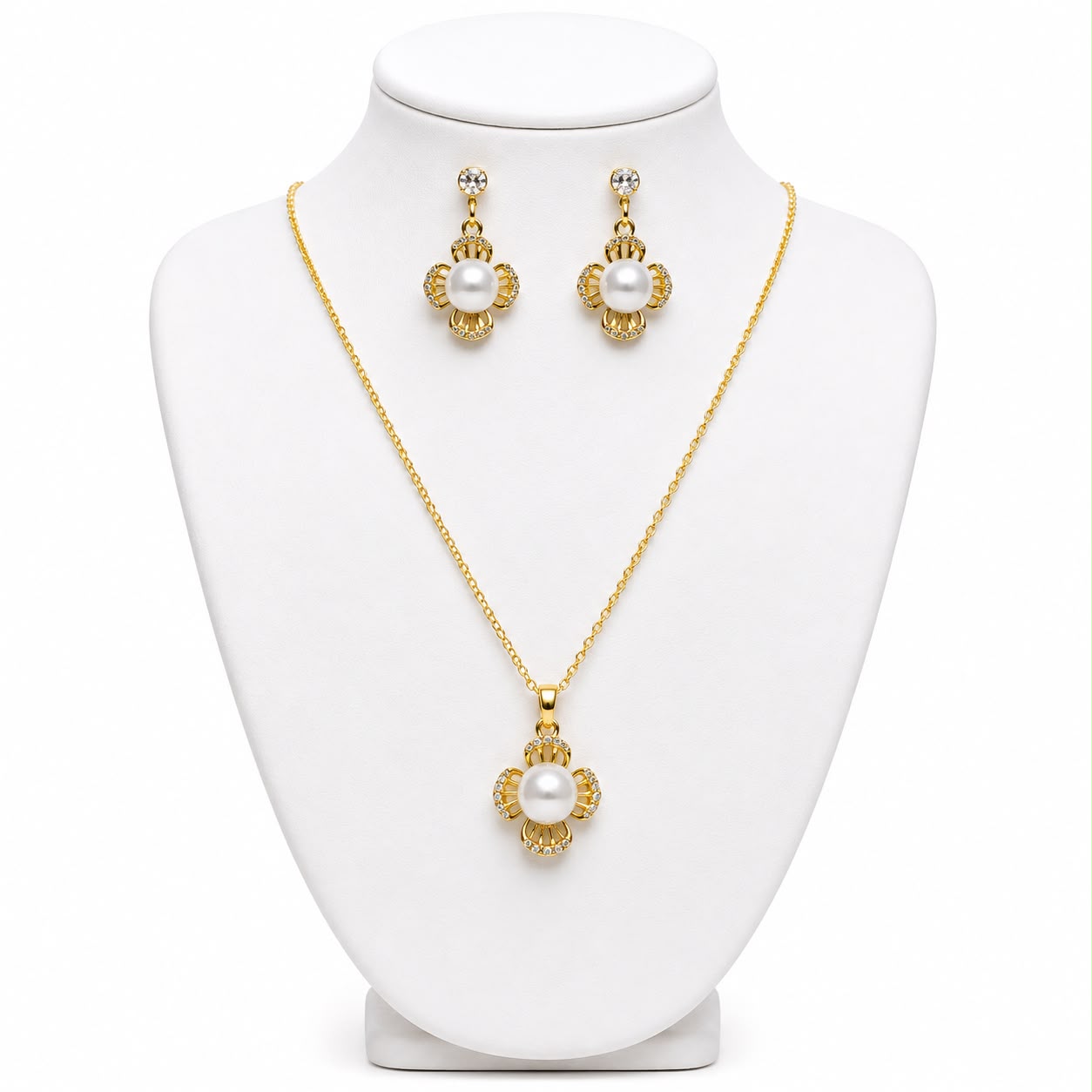 Elegant Pearl Flower Pendant Jewelry Set